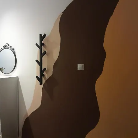 Charming With Garden Near Parking And Ndk Apartament Sofia