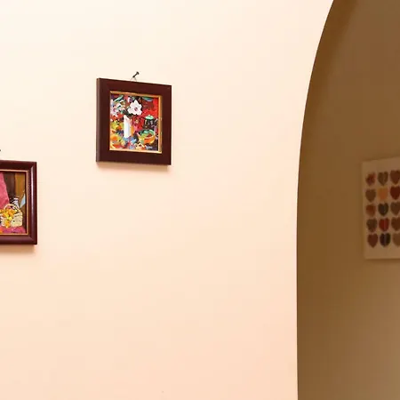 Charming With Garden Near Parking And Ndk *